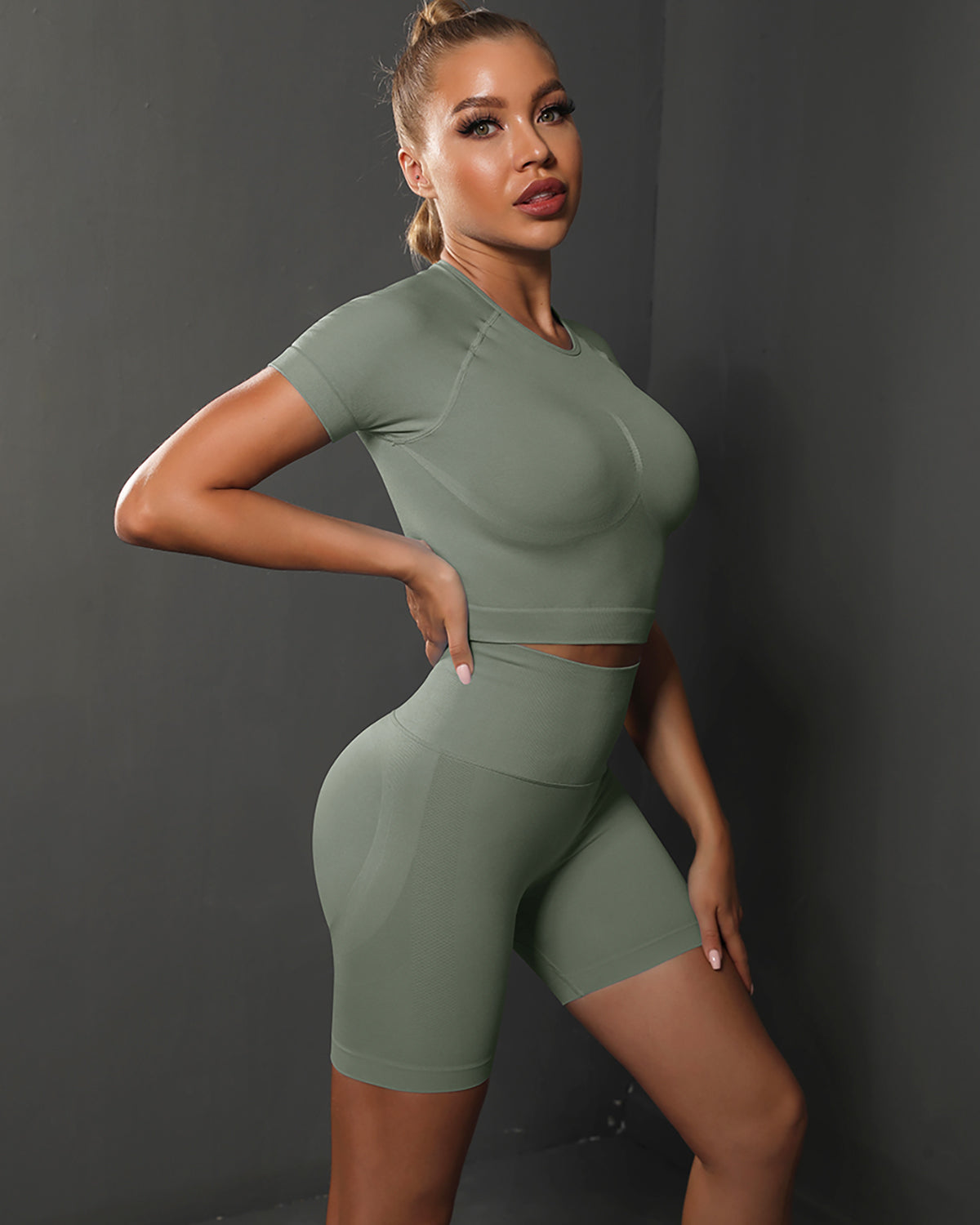 Ivonne Top Corto - Camo Green