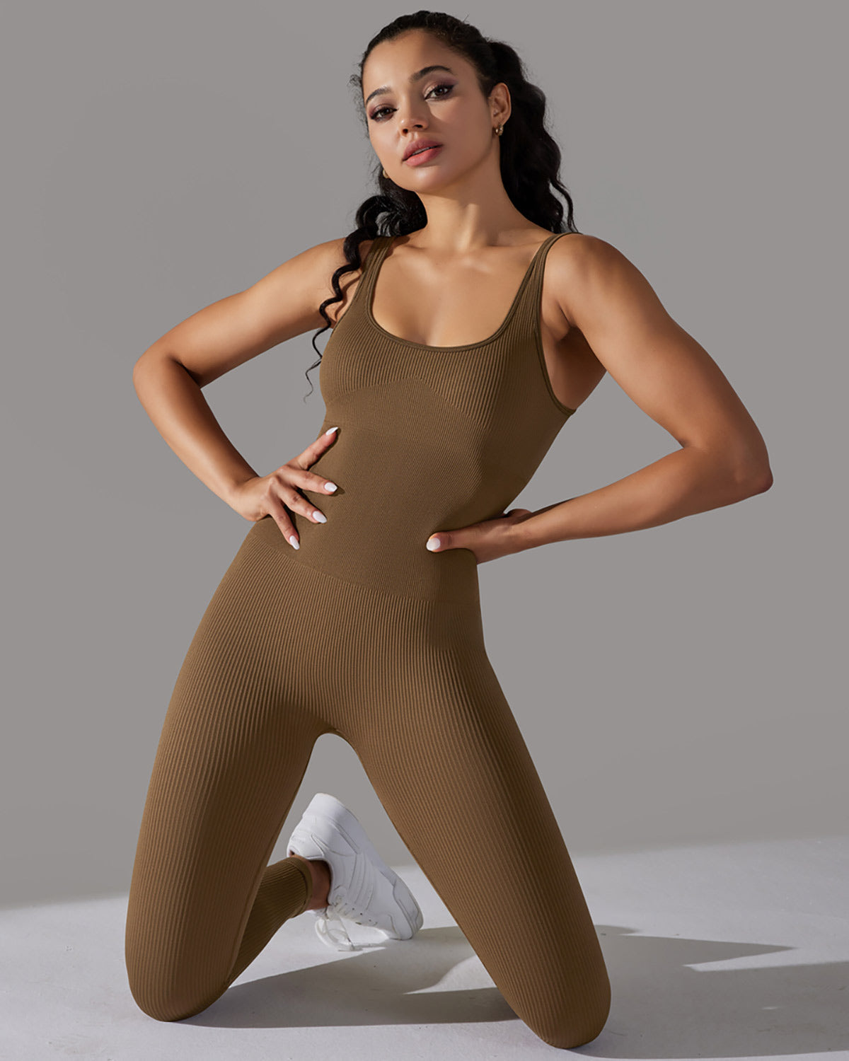 Cornelia Tuta Seamless - Marrone